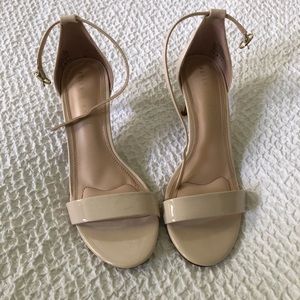 Nude Kelly & Katie Sandals